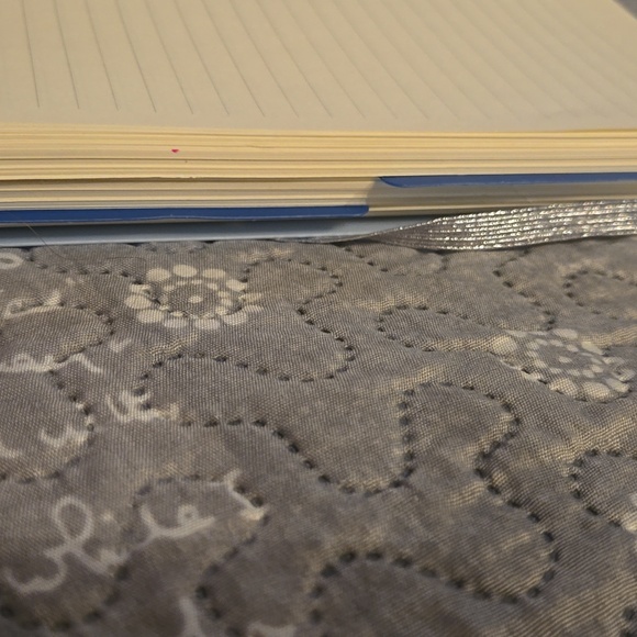 Note book - Picture 3 of 5